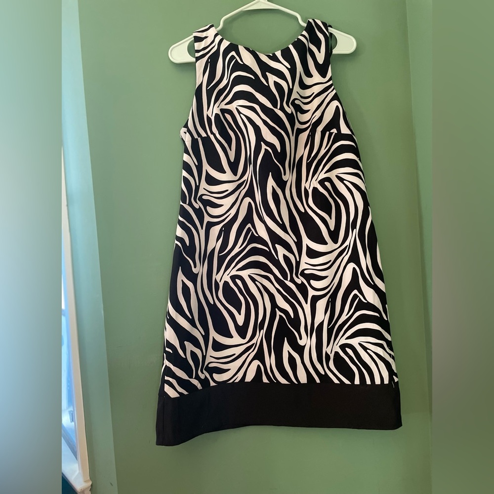 AGB Dress. Sleeveless Women-Size 14 zebra print, midi dress A 3 - Picture 5 of 5